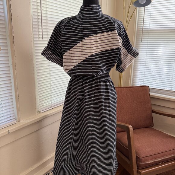 VUOKKO  marimekko small vintage constructivist 70s/80s diagonal bowie dress - Picture 9 of 10